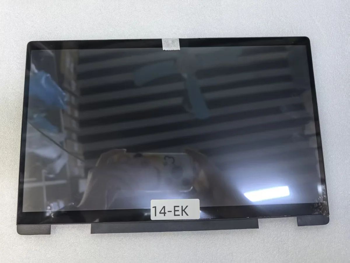 HP PAVILION 14-EK FHD LCD with touch screen - 1
