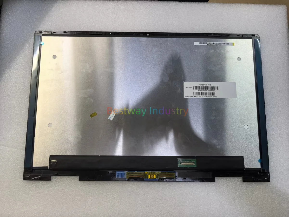 HP ENVY X360 15-EE FHD LCD with touch screen 2