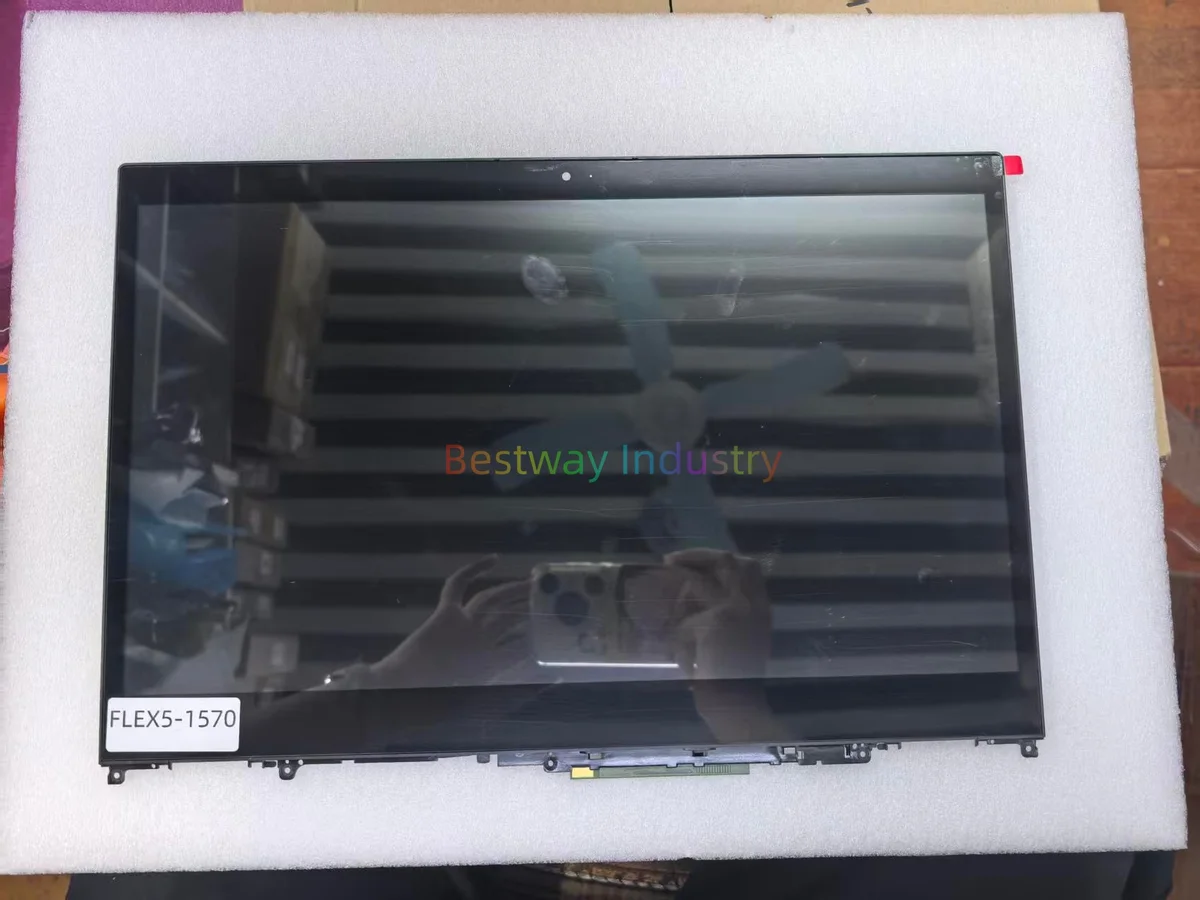 Lenovo Flex5-1570 FHD LCD with touch screen - 1